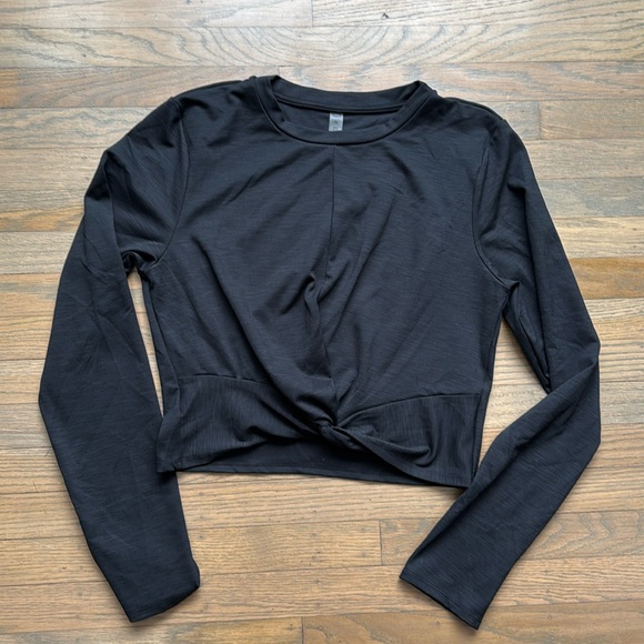 Beyond Yoga Featherweight Center Stage Cropped Long Sleeve Black Size XL - Picture 1 of 8
